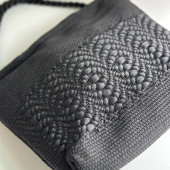 Vintage 90s Black Woven Handbag - Picture 3 of 3